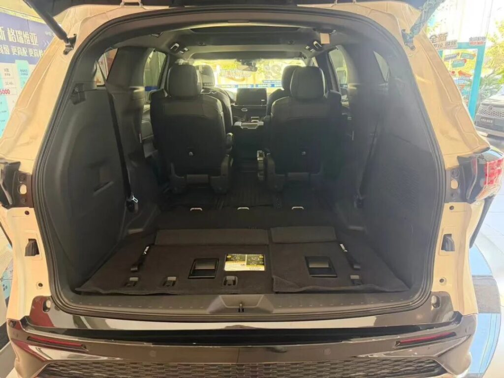 传承四代的格瑞维亚，凭什么坐稳国内MPV市场销量榜头部？