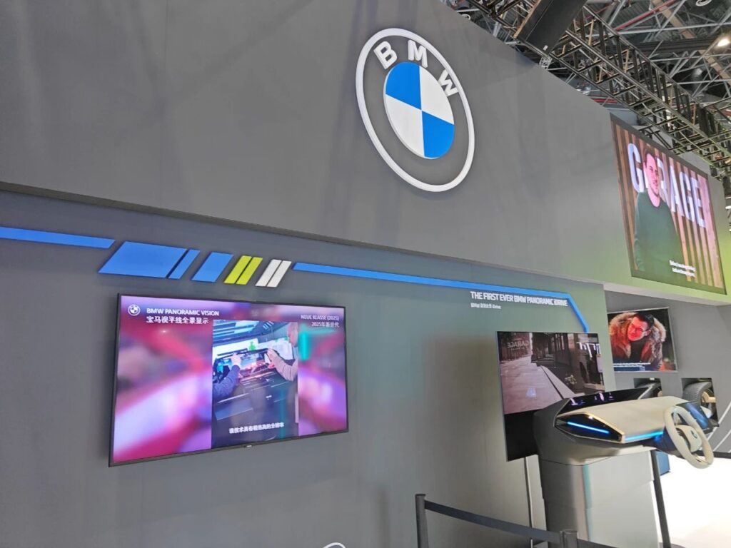 正确打开进博会：看热闹是海外车企，看门道是中国科技