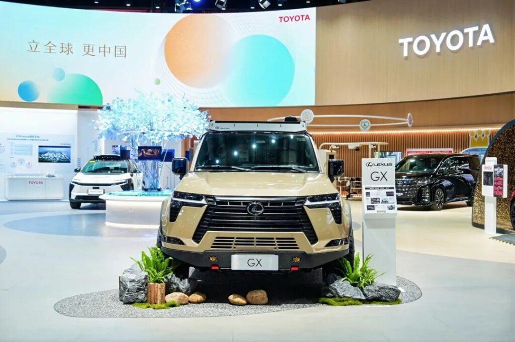 进博会上的丰田“味道”：多路径技术调和中国消费新需求