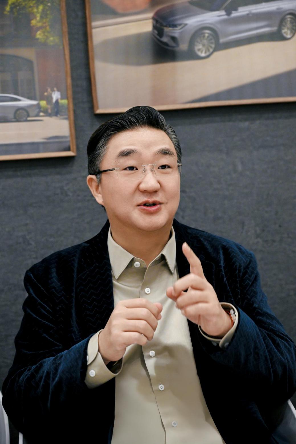 a56b5b5a69374de3a98de8afe81be8f4