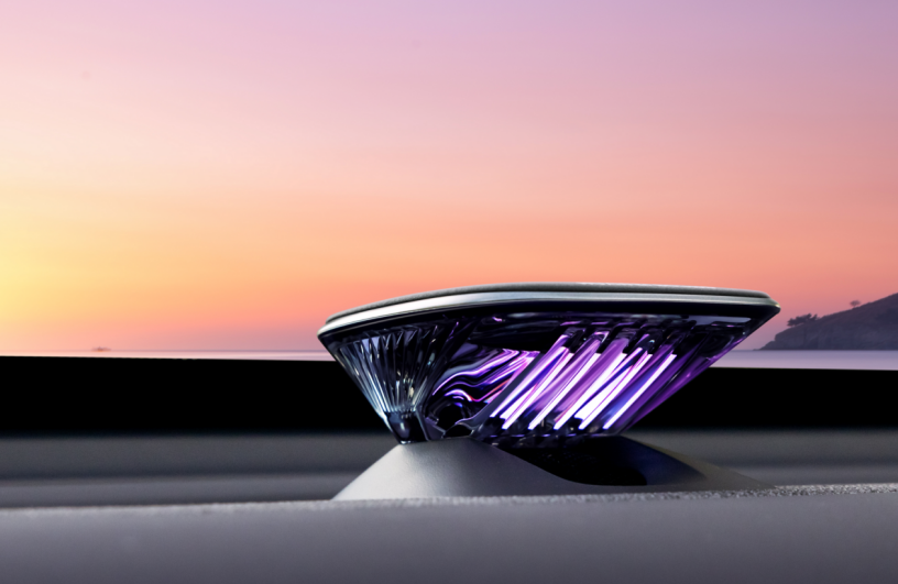 东风日产公布“油电同智”战略首车：天籁·鸿蒙座舱新车首发亮相