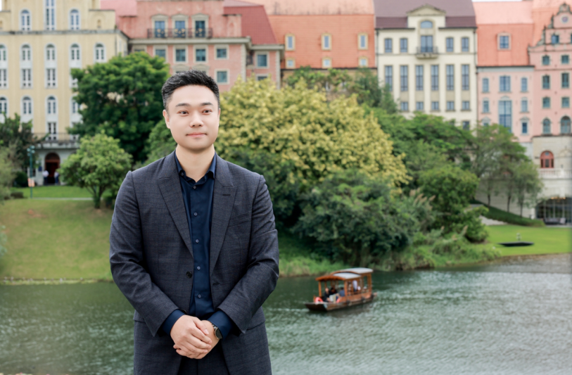 东风日产公布“油电同智”战略首车：天籁·鸿蒙座舱新车首发亮相