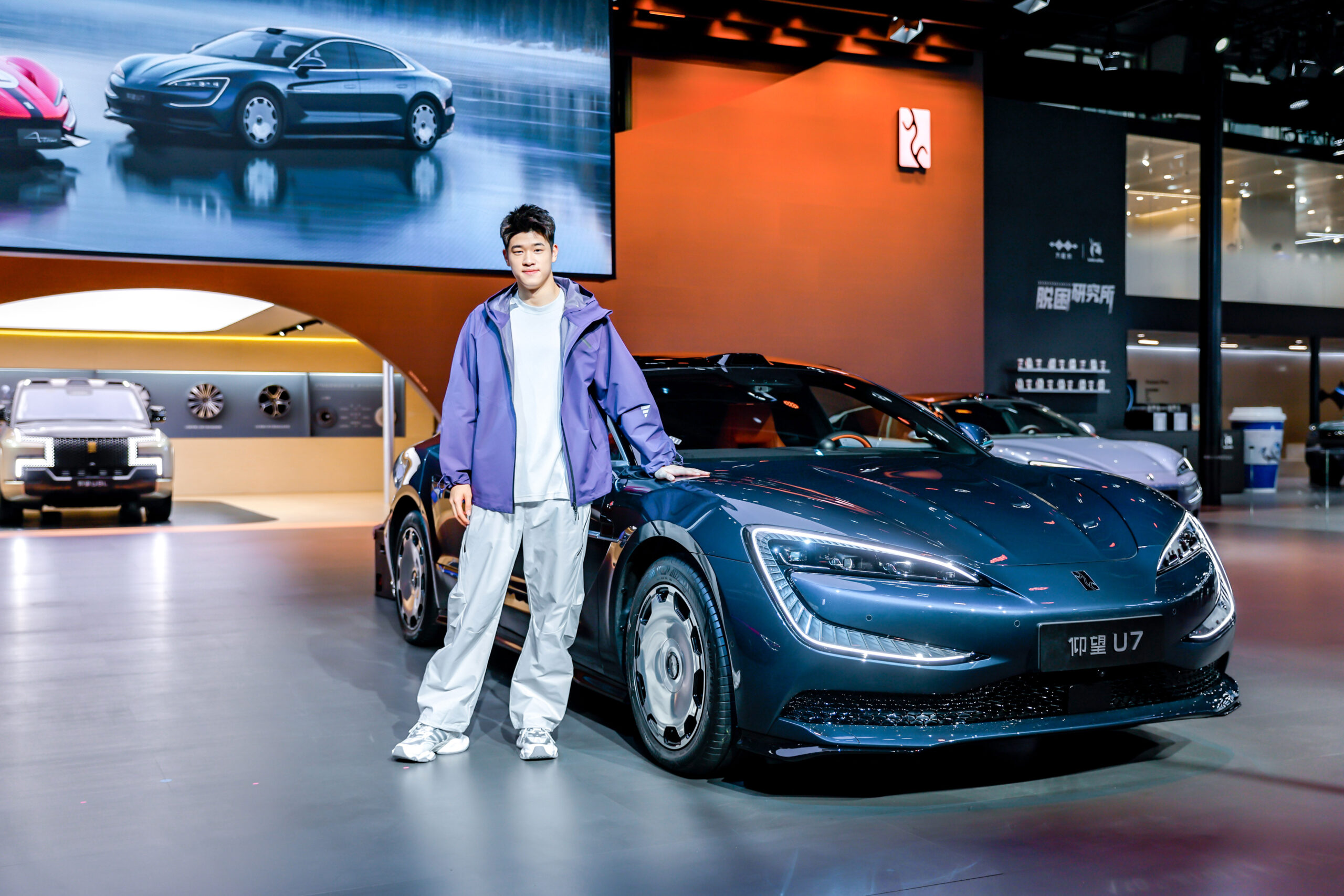 广州车展仰望展现丰硕成果，持续彰显中国豪华品牌新高度