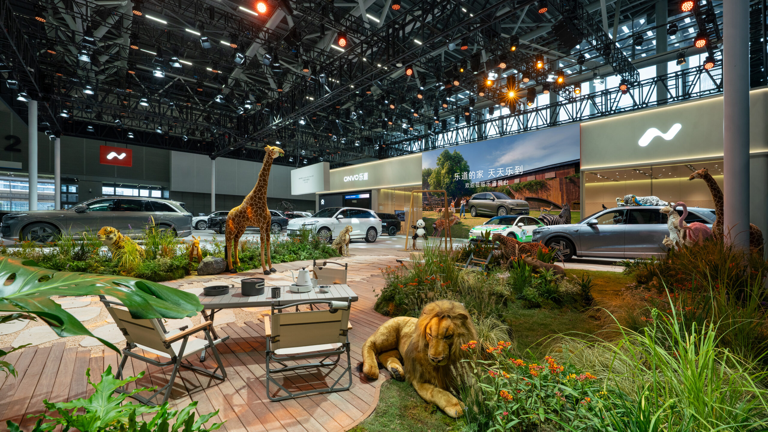 除了请来古天乐，广州车展乐道“忙起飞”