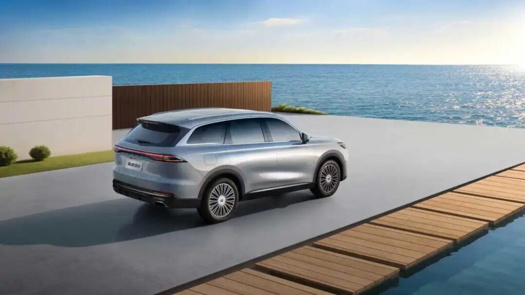 破局“油电之争”，奇瑞“中国新燃油”战略开辟新航道