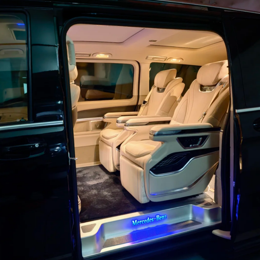 那些反人类的电车创新，造辆正常的车很难吗？