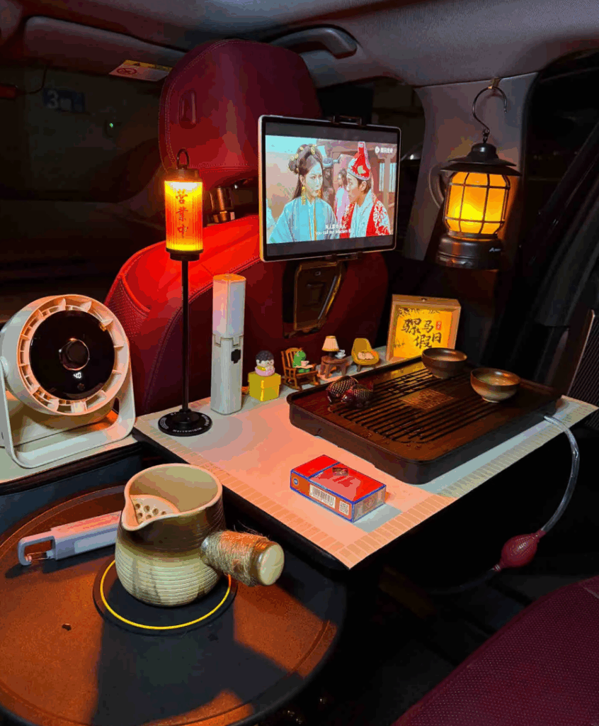 那些反人类的电车创新，造辆正常的车很难吗？