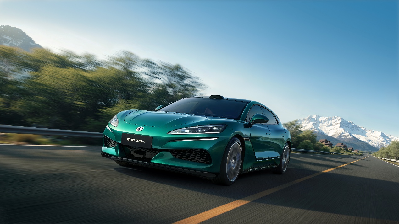 汽车在公路上行驶AI 生成的内容可能不正确。