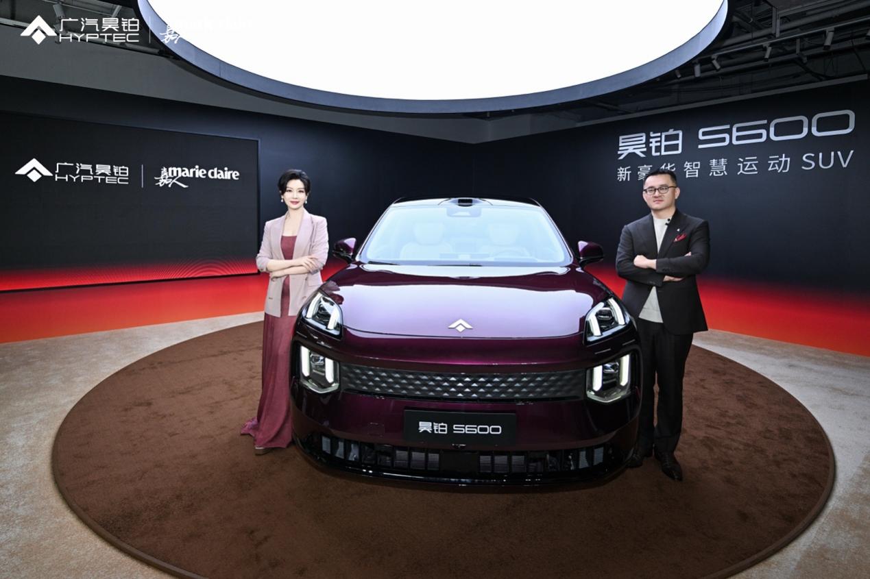 一張含有 車輛, 陸上交通工具, 汽車設計, 豪華汽車 的圖片自動產生的描述