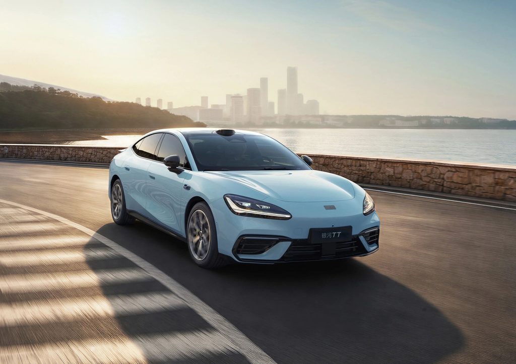 银河TT 12.99万元起！又一台半价SU7来了