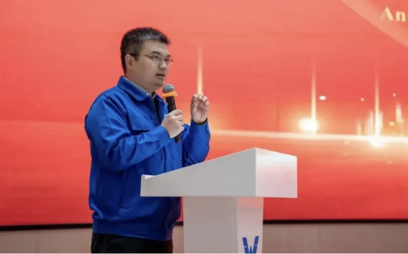 上汽通用五菱人事调整，韩德鸿接任党委书记